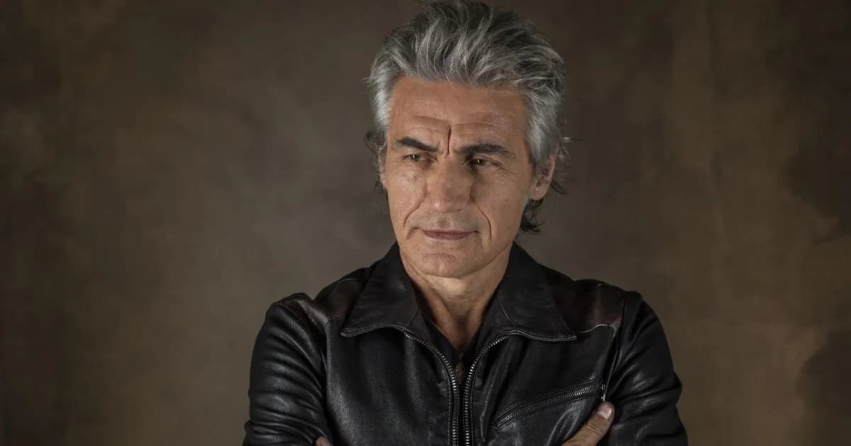 Mi Ci Pulisco Il Cuore- Ligabue