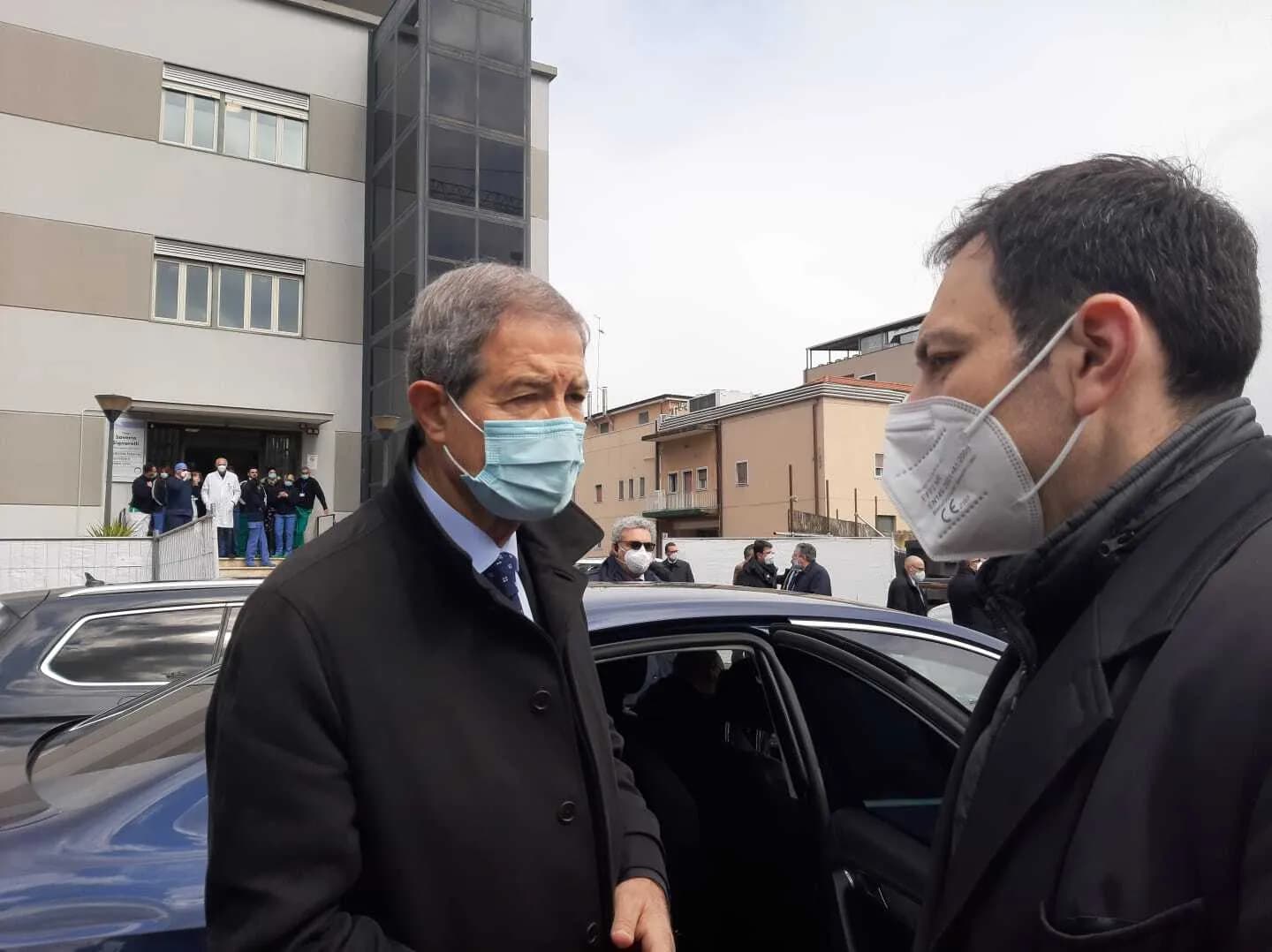 Catania: ospedale Garibaldi, Musumeci inaugura nuovo reparto