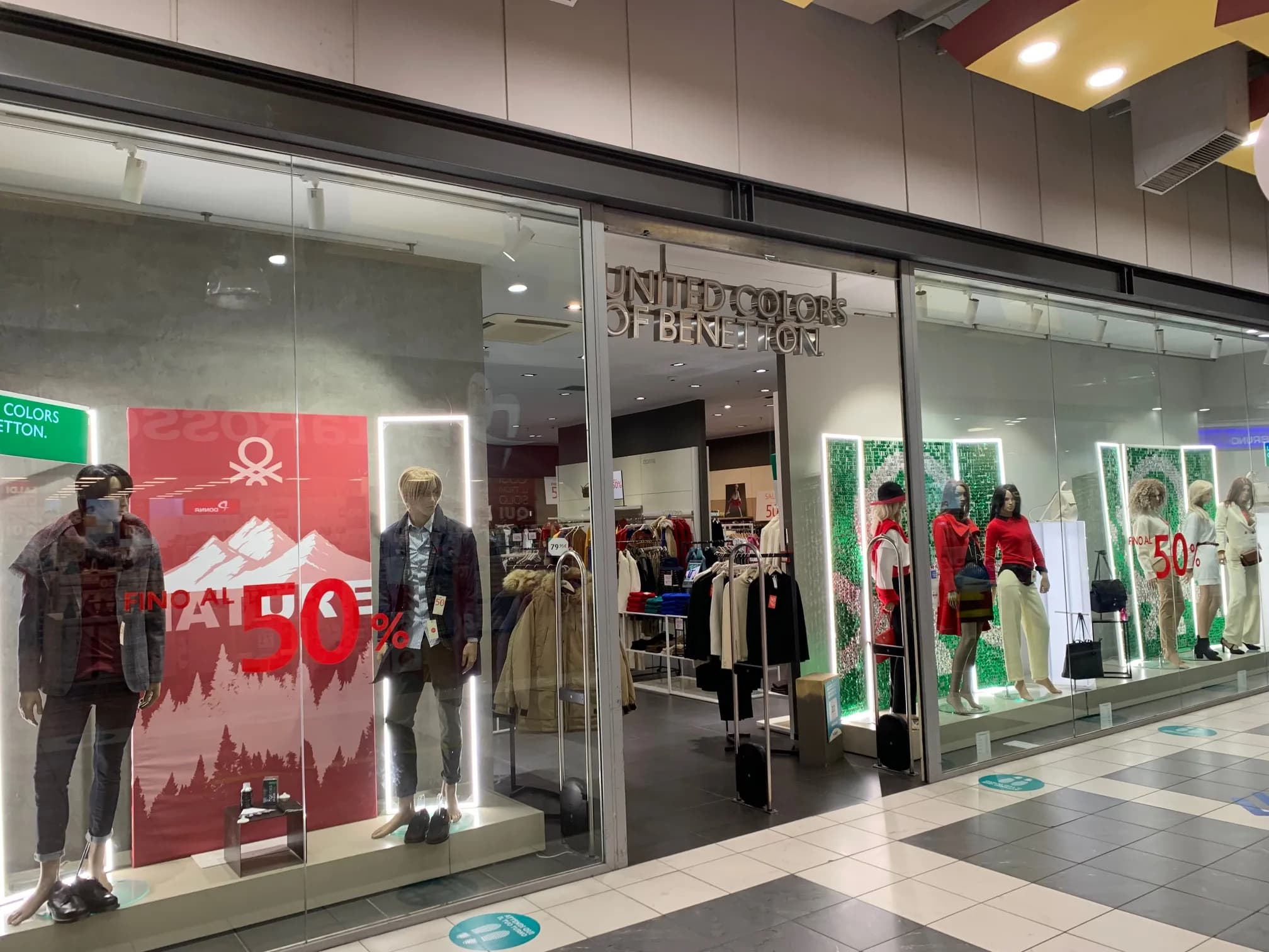 Saldi 2022: flussi interessanti, spesi in media 100 euro a persona