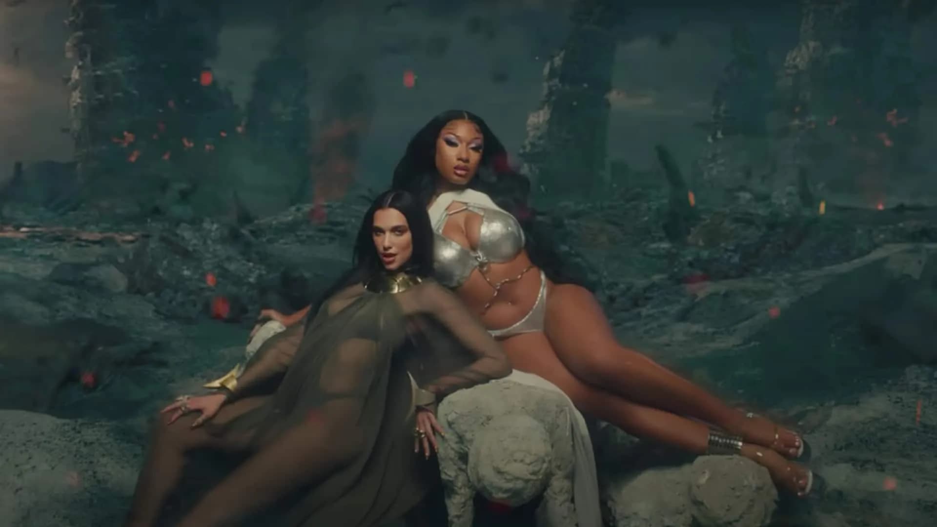 Sweetest Pie- Megan Thee Stallion & Dua Lipa