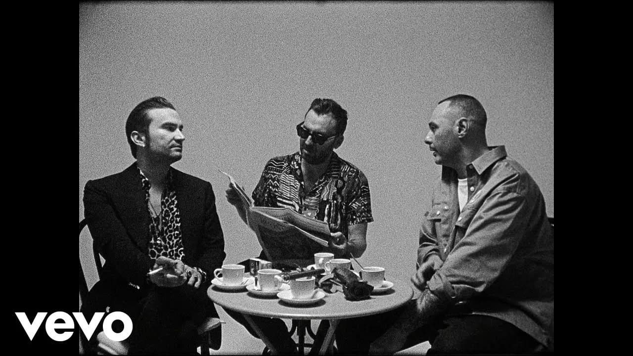 Contrabbando- Tropico, Cesare Cremonini, Fabri Fibra