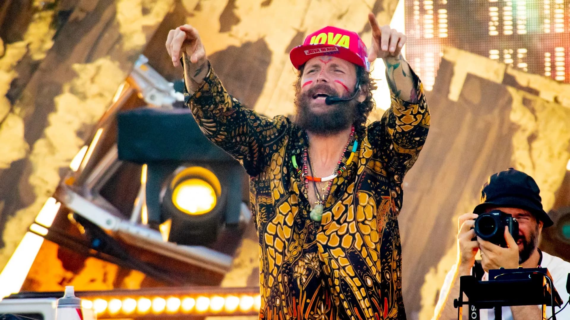 Sensibile all’Estate- Jovanotti, Sixpm