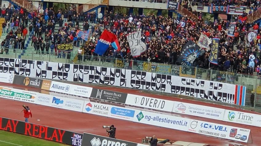 Acireale battuto. Catania travolgente e irraggiungibile