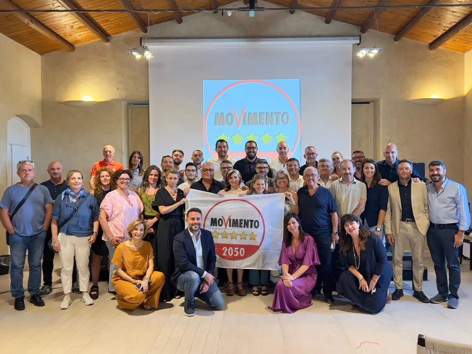 M5S, al via la nuova fase: “Torniamo tra la gente”