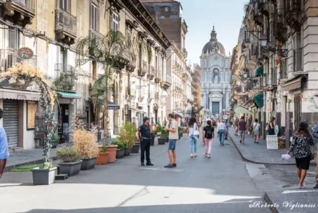 Catania, piazza Mazzini diventa pedonale