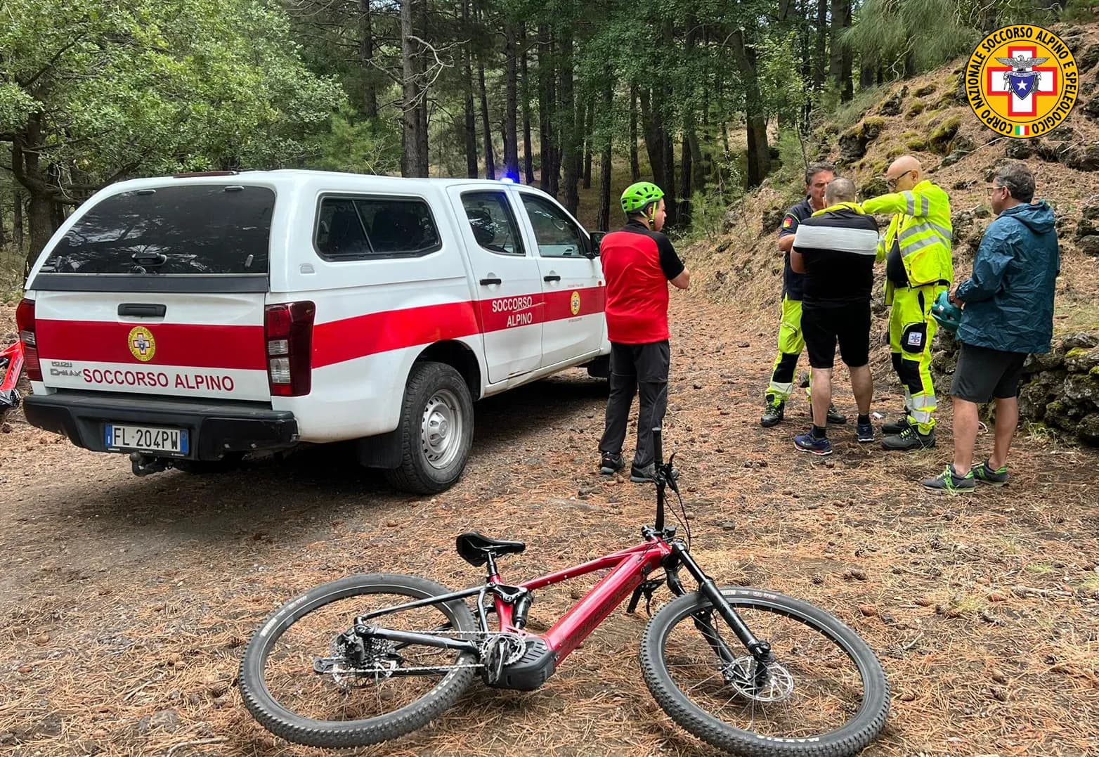 Soccorso alpino, intervento sull’Etna per soccorrere ciclista