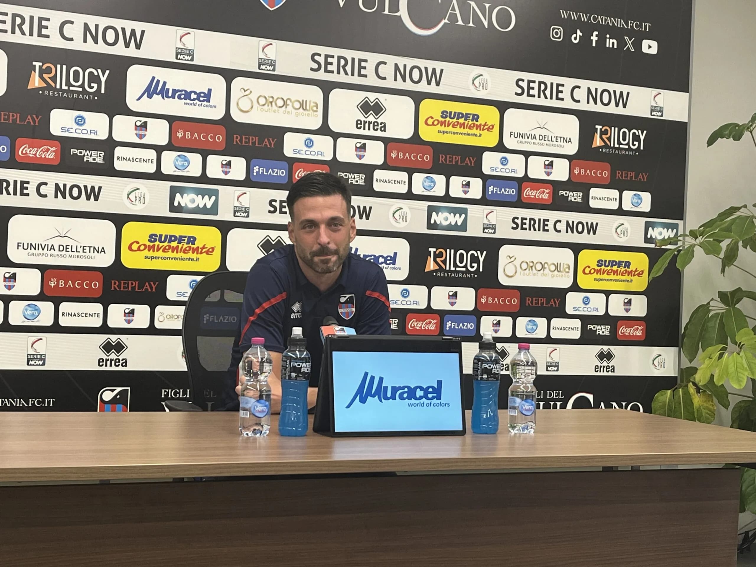 È un Catania straripante: a Caserta s’impone 4-0