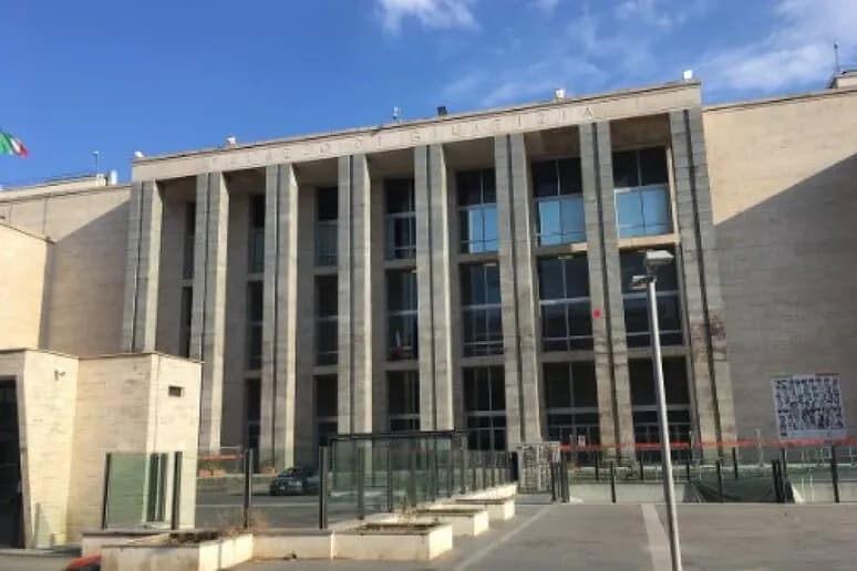 Arrestata talpa in servizio alla Procura di Palermo