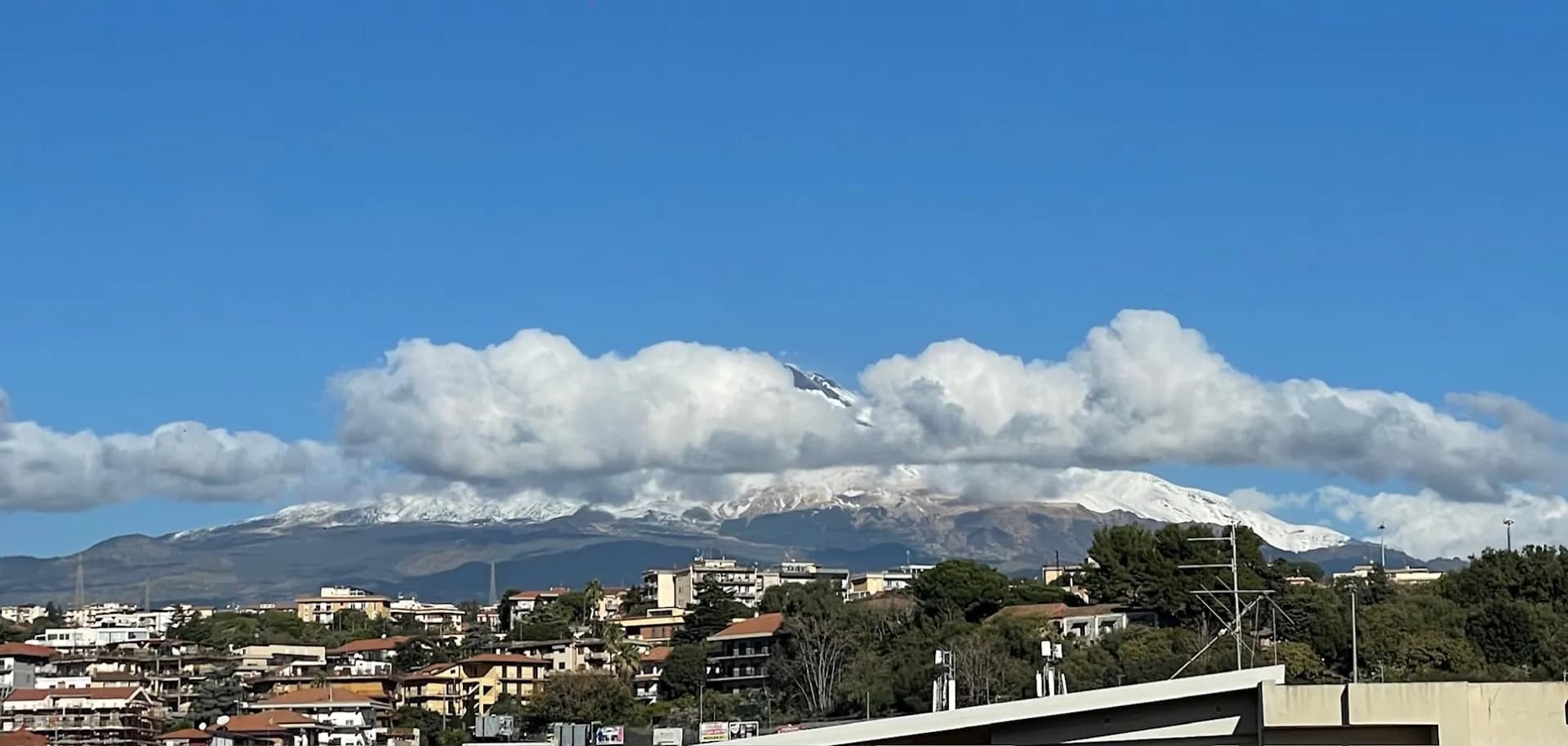 Etna, attività dal cratere di Sud-Est
