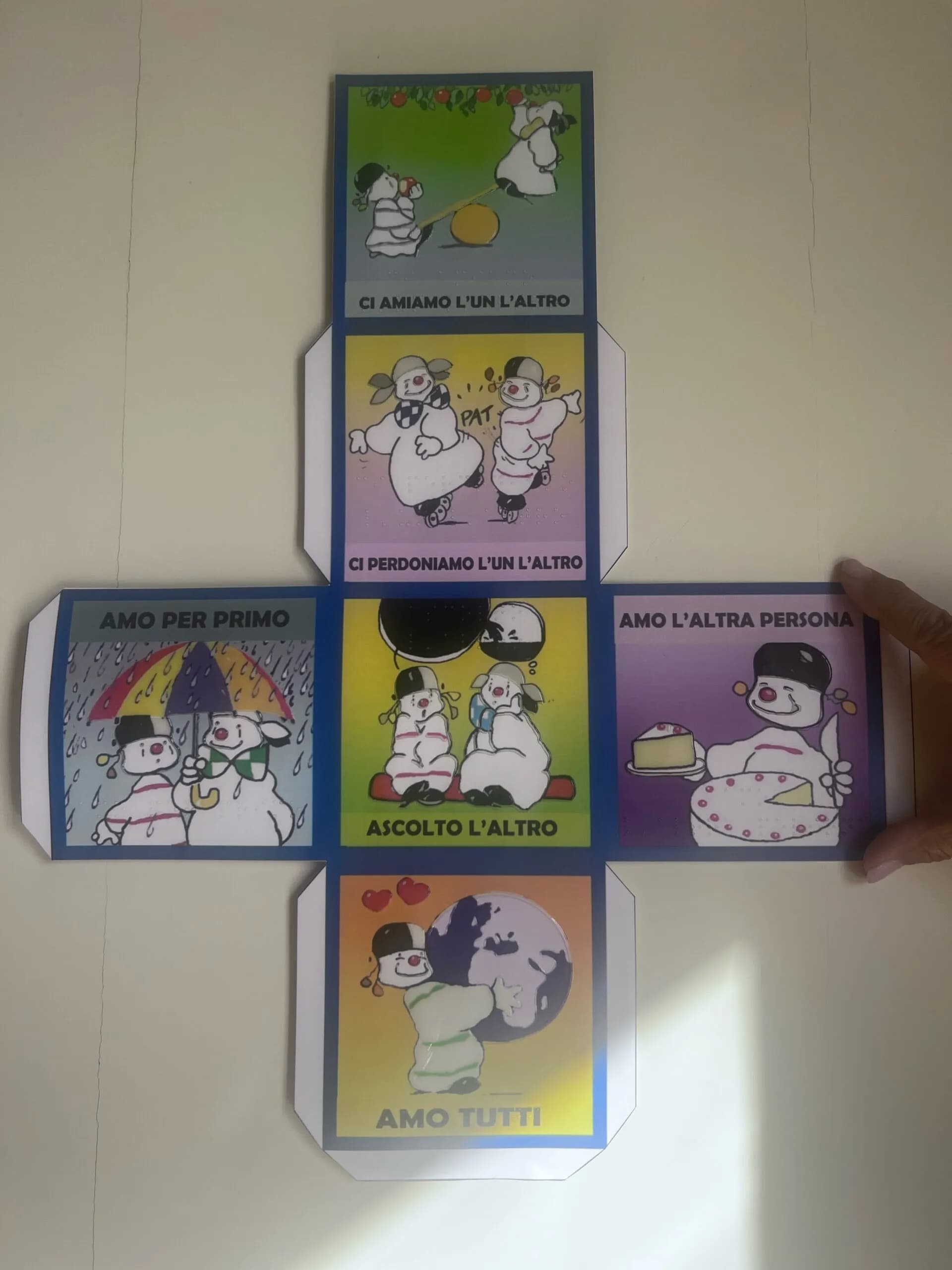 Catania, presentato il dado della pace in Braille