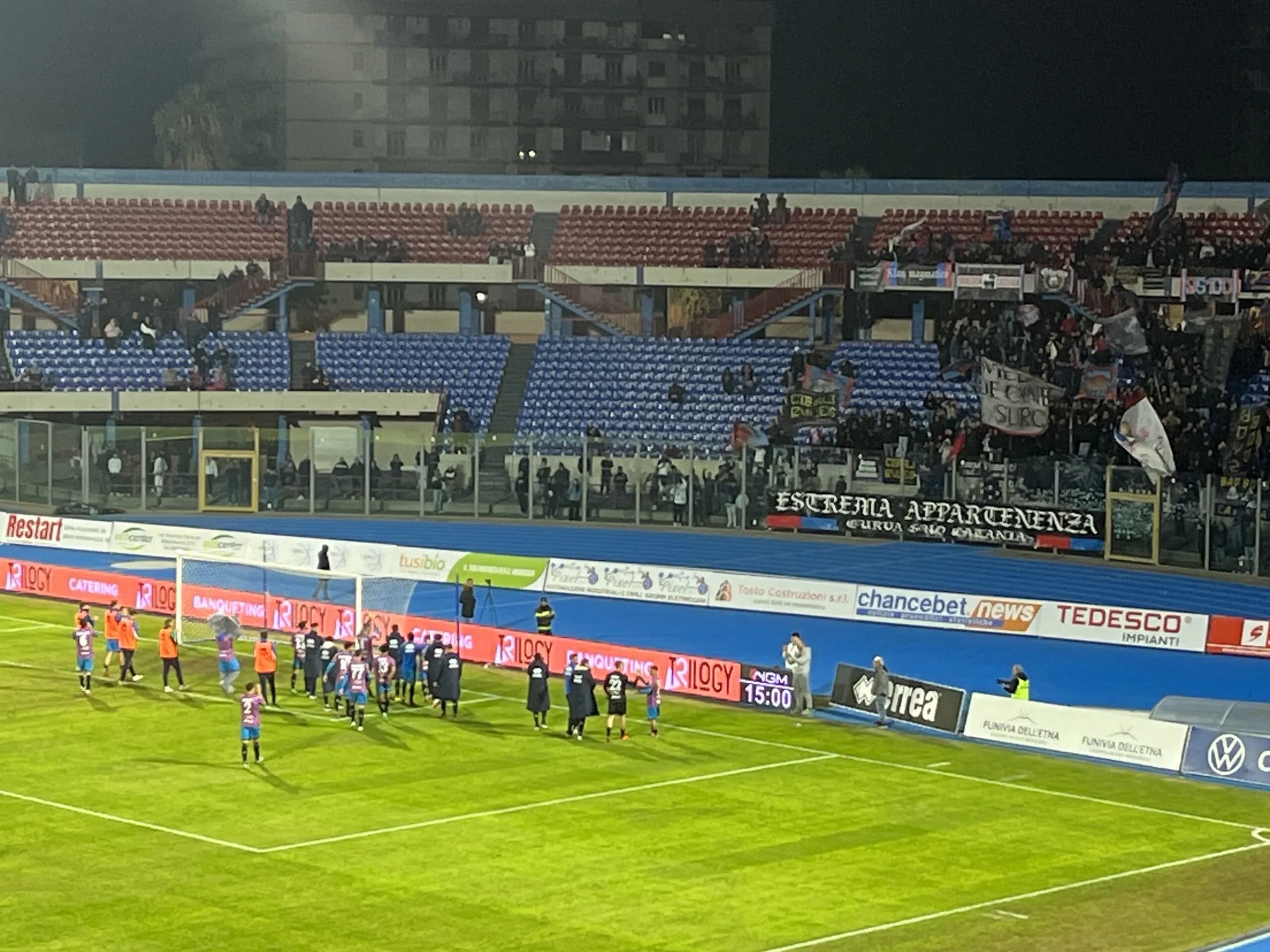 Il Catania si scuote e mette a segno un poker senza storia: 4-0 al Brindisi