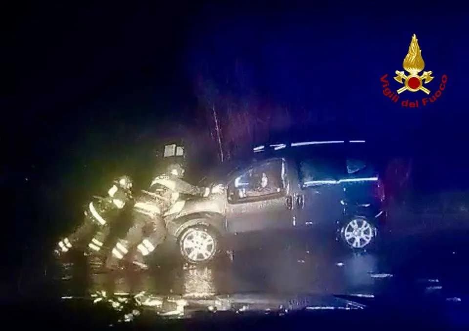 Allagamenti nel Catanese: gli interventi dei vigili del fuoco