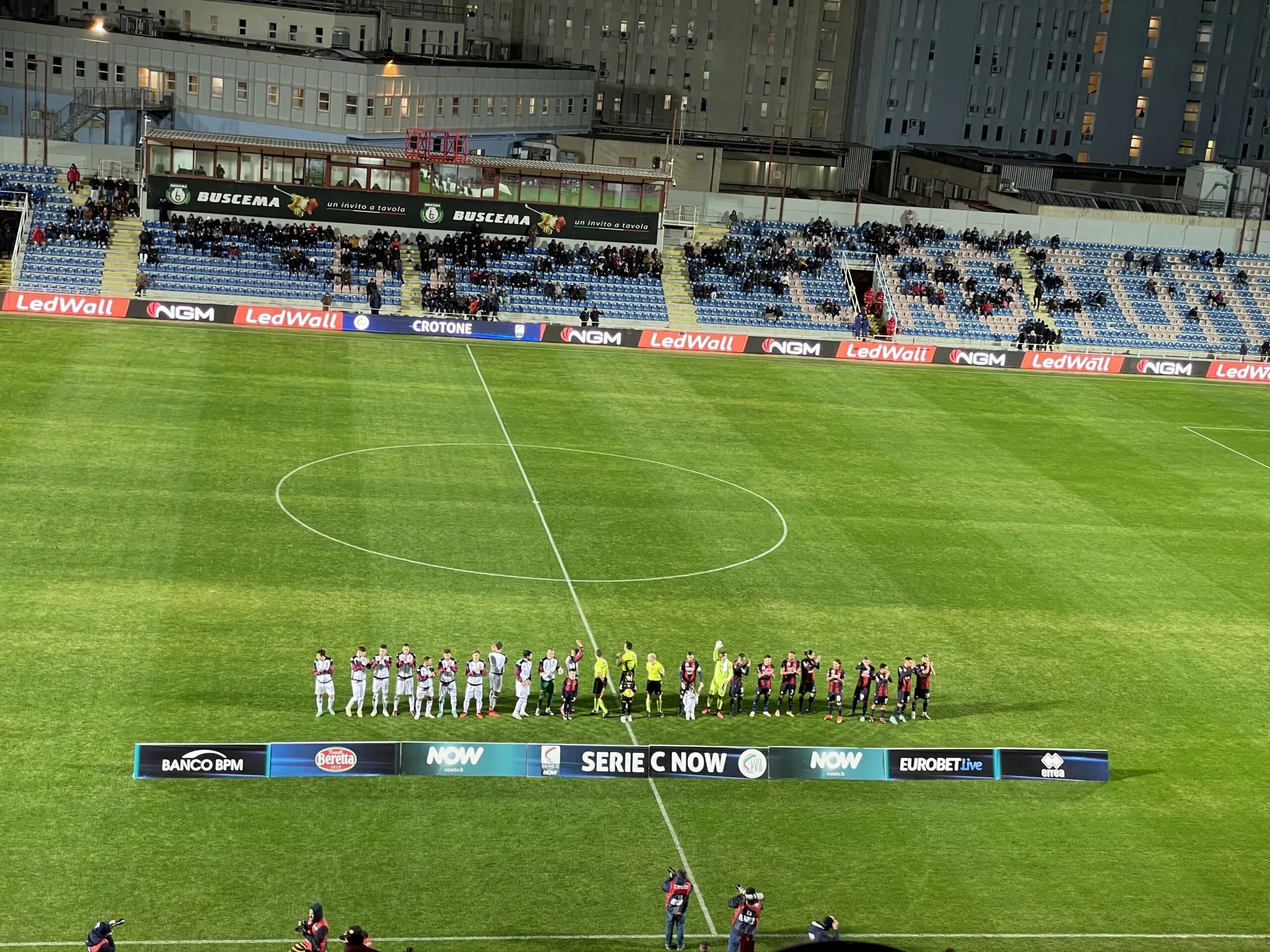 Catania, male la prima dell’anno: sconfitto 3-0 a Crotone