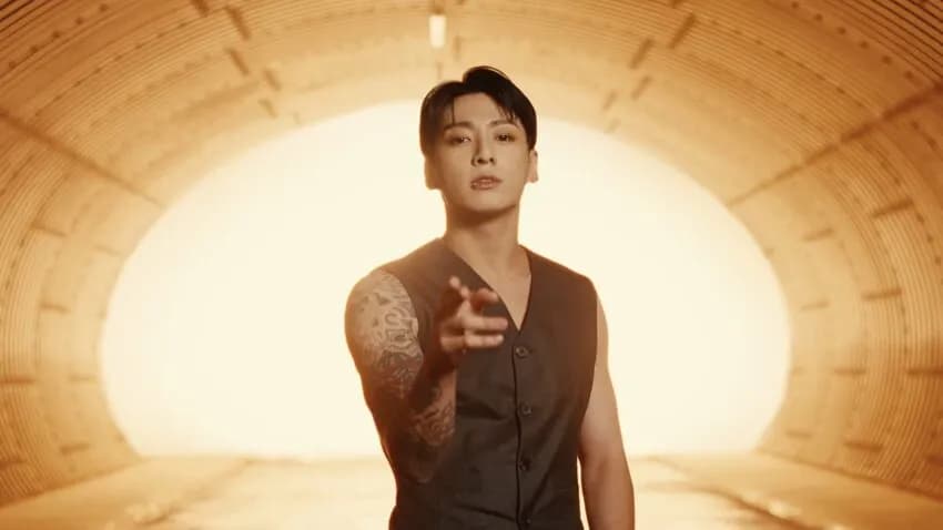 Standing Next to You- Jung Kook, Usher