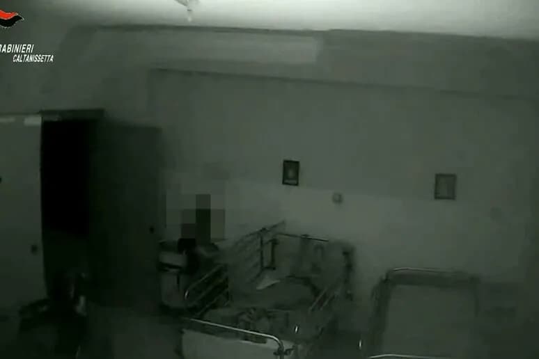 Caltanissetta, orrori in una casa di riposo: 4 arresti