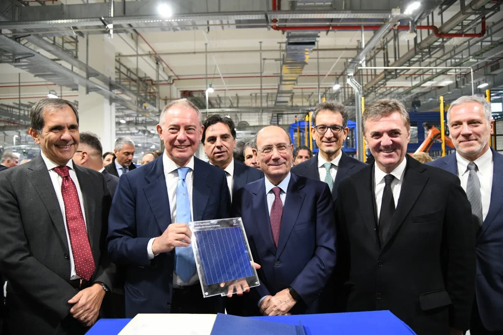 Catania, Schifani col ministro Urso alla 3Sun di Enel