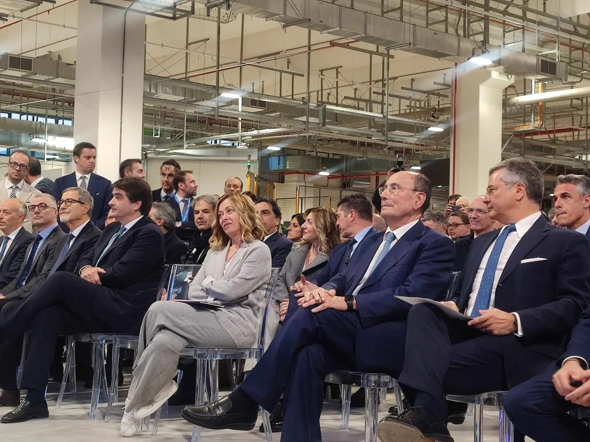 Innovazione, investimenti e tradizione: Meloni a Catania tra 3Sun e sant’Agata
