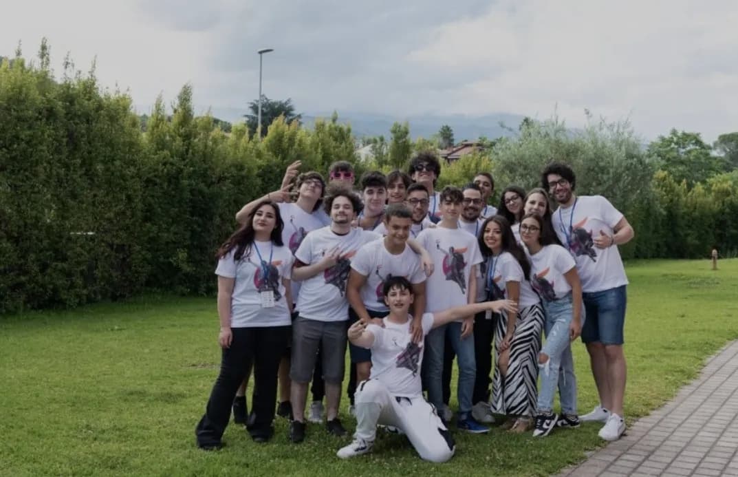 Castelvetrano, investita da furgone di fronte scuola: muore maestra di 64anni