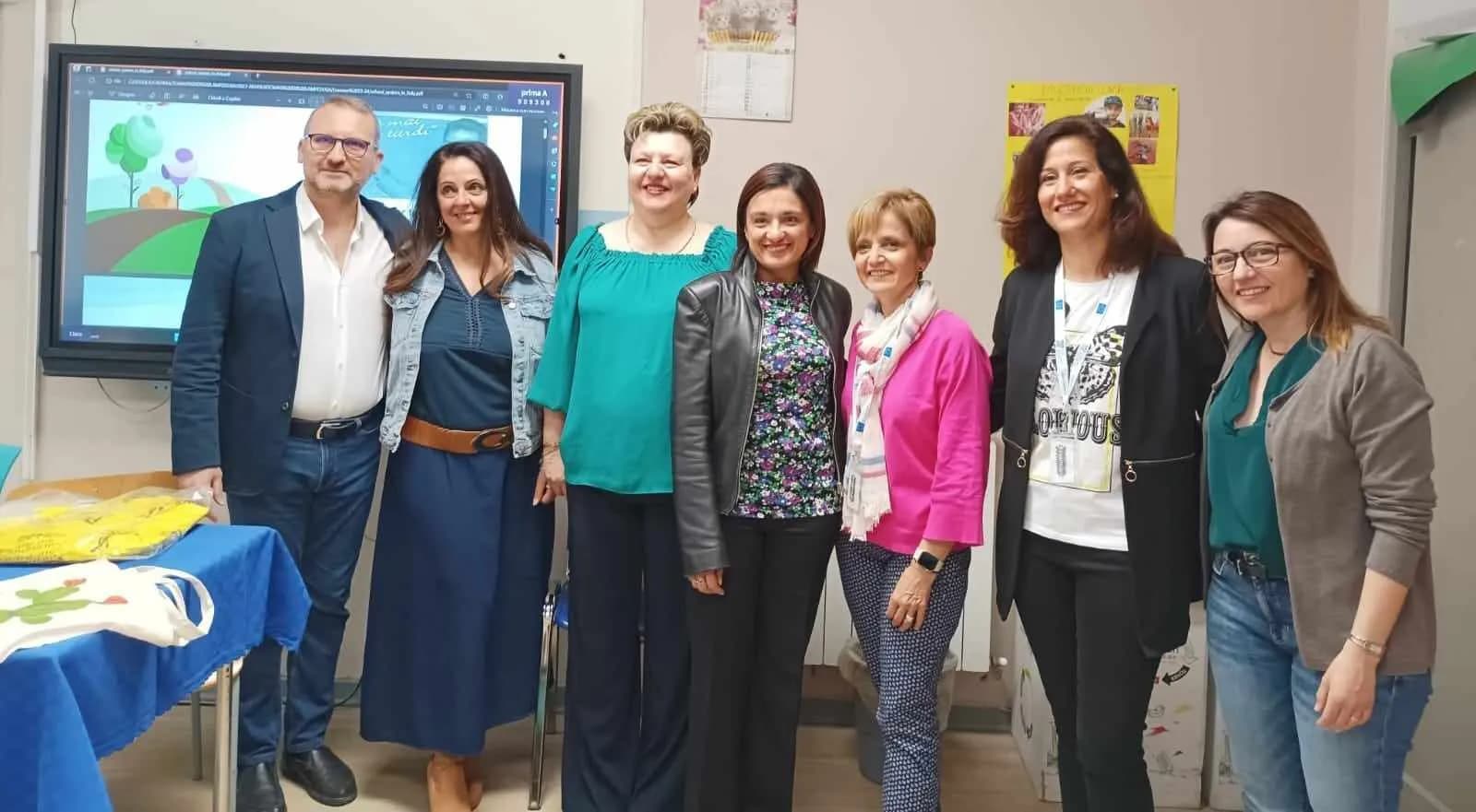 Insegnanti spagnole alla Tomasi di Lampedusa per l’Erasmus+: “Occasione straordinaria”