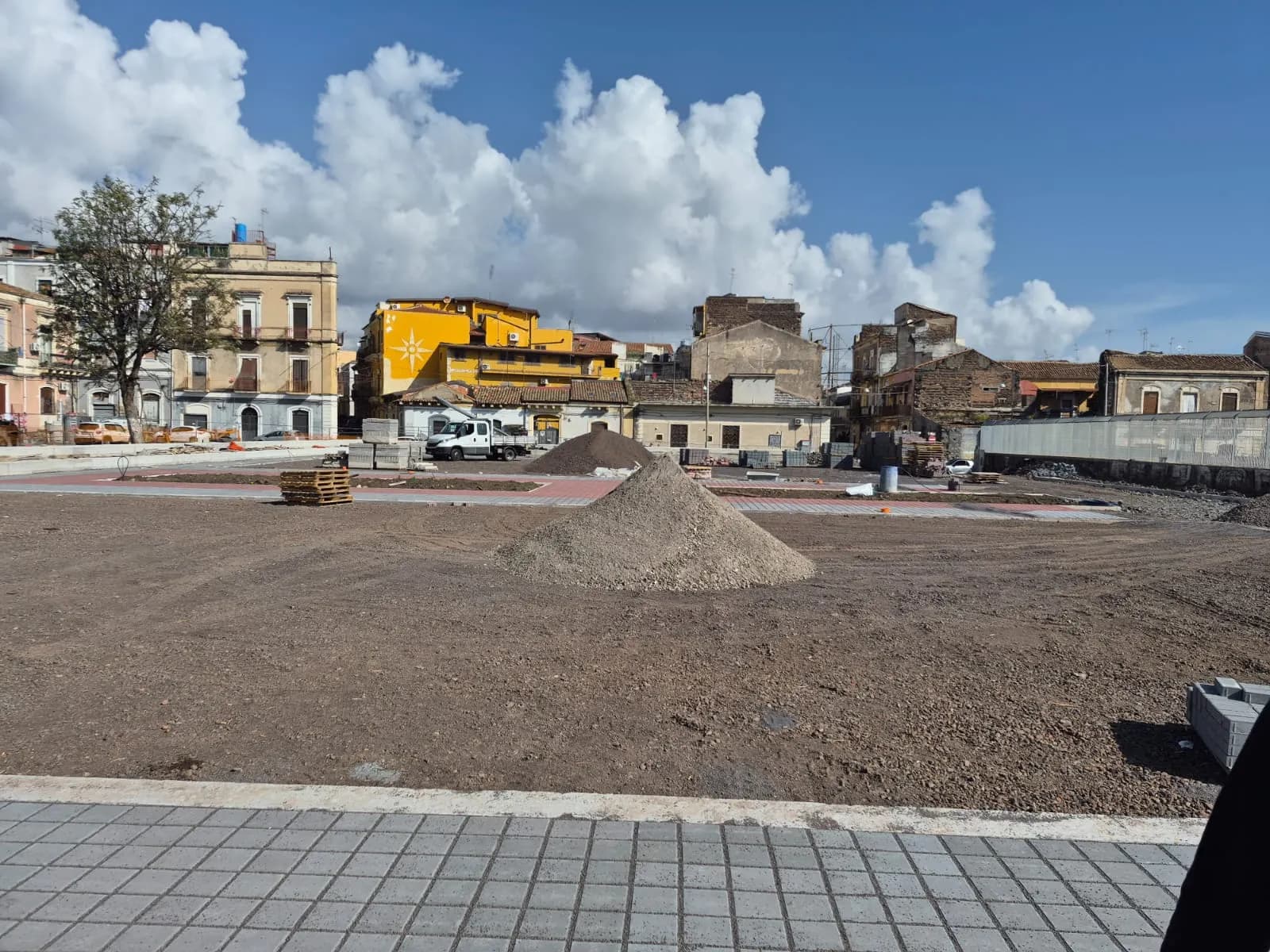 Catania, cantieri via Toledo: sopralluogo della commissione lavori pubblici