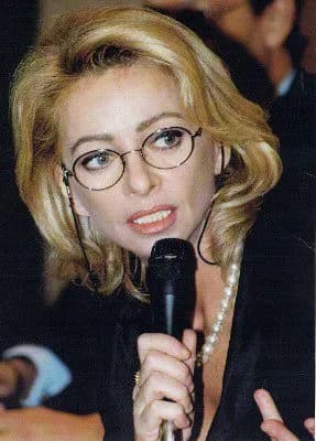 Addio Enrica Bonaccorti: la conduttrice si è spenta a 76 anni