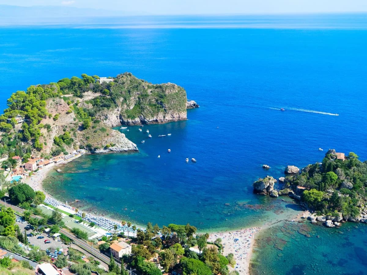 Cefalù e Taormina elette European Best Destinations 2026
