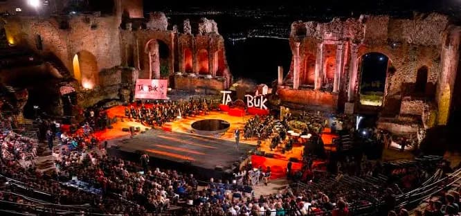Taobuk 2026: grandi artisti al festival del libro di Taormina