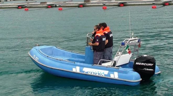Palermo, auto di lusso con telai contraffatti: due denunciati