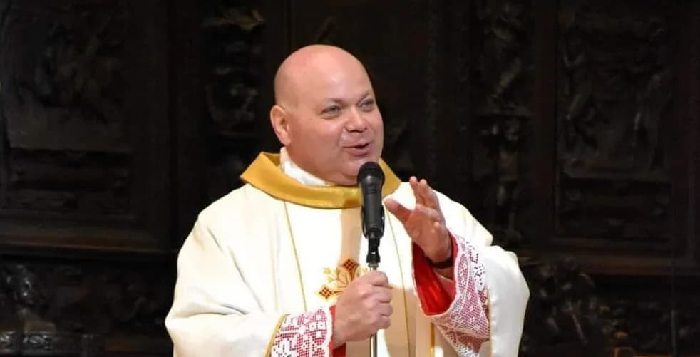 Cattedrale di Catania, dopo vent’anni finisce l’era Scionti: a succedergli padre Alì