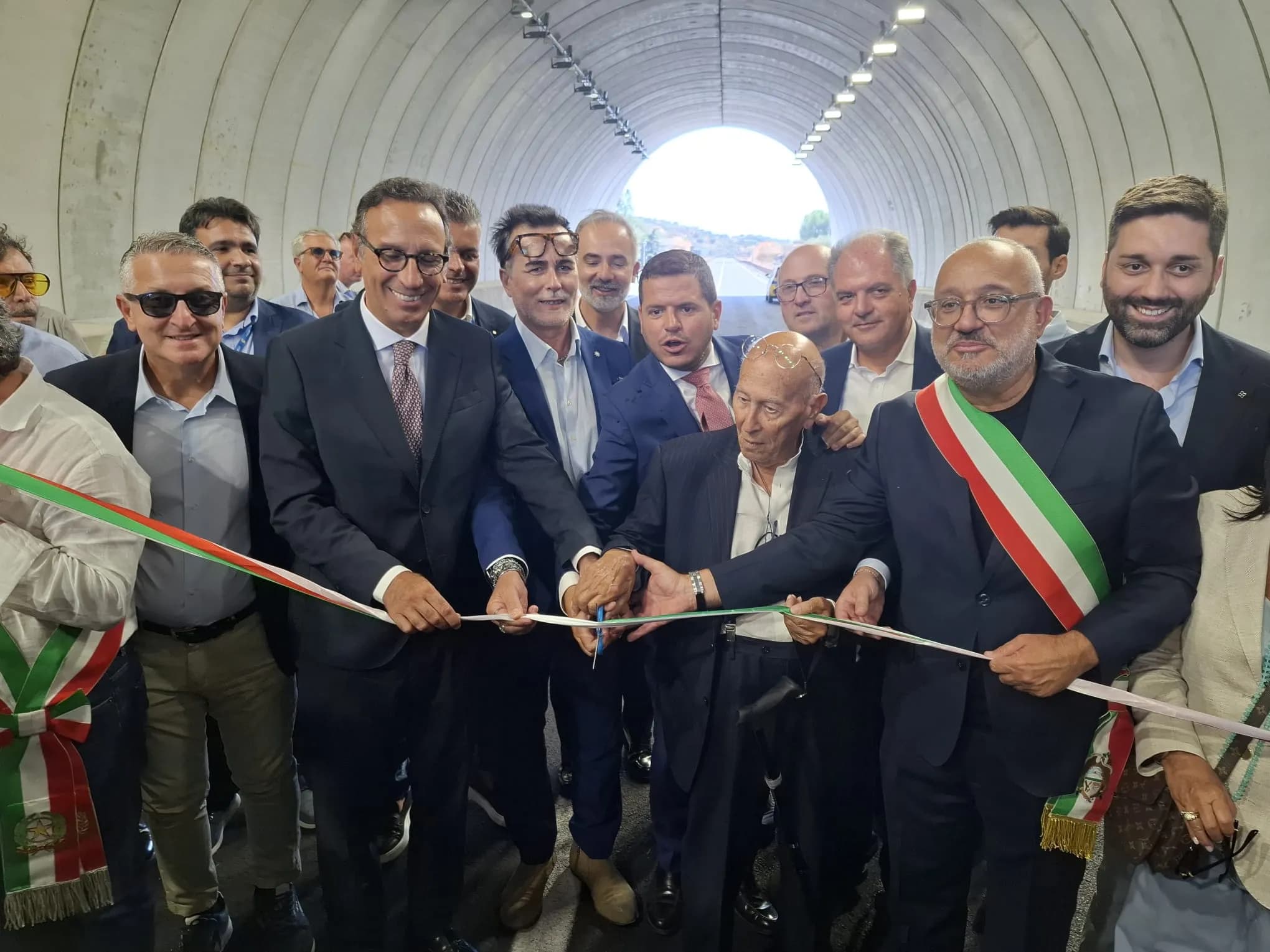 Adrano, inaugurato il nuovo lotto della Ss 284 Occidentale Etnea.