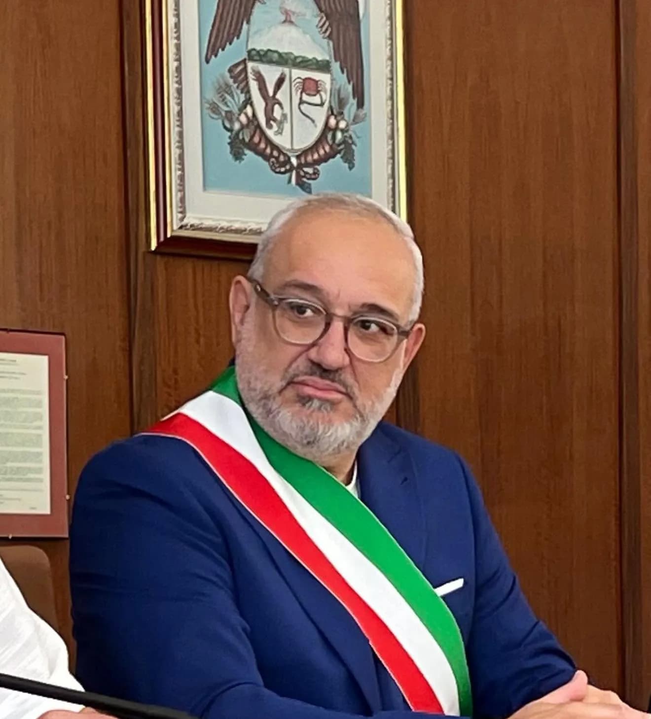 Mancuso condannato per bancarotta a 3 anni e 10 mesi: il sindaco di Adrano si autosospende