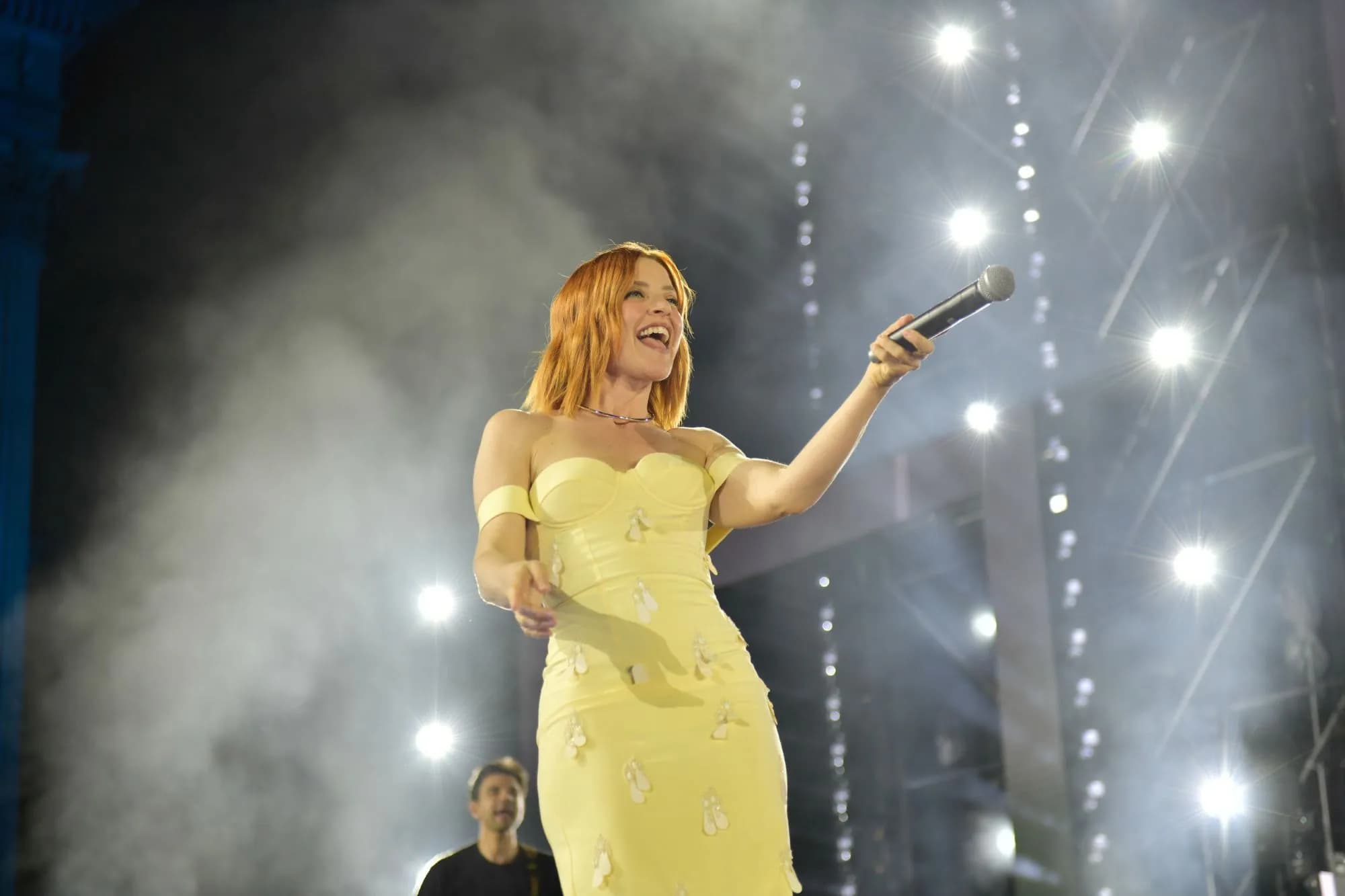Noemi Live 2026, dopo l’incidente la cantante torna a Zafferana Etnea