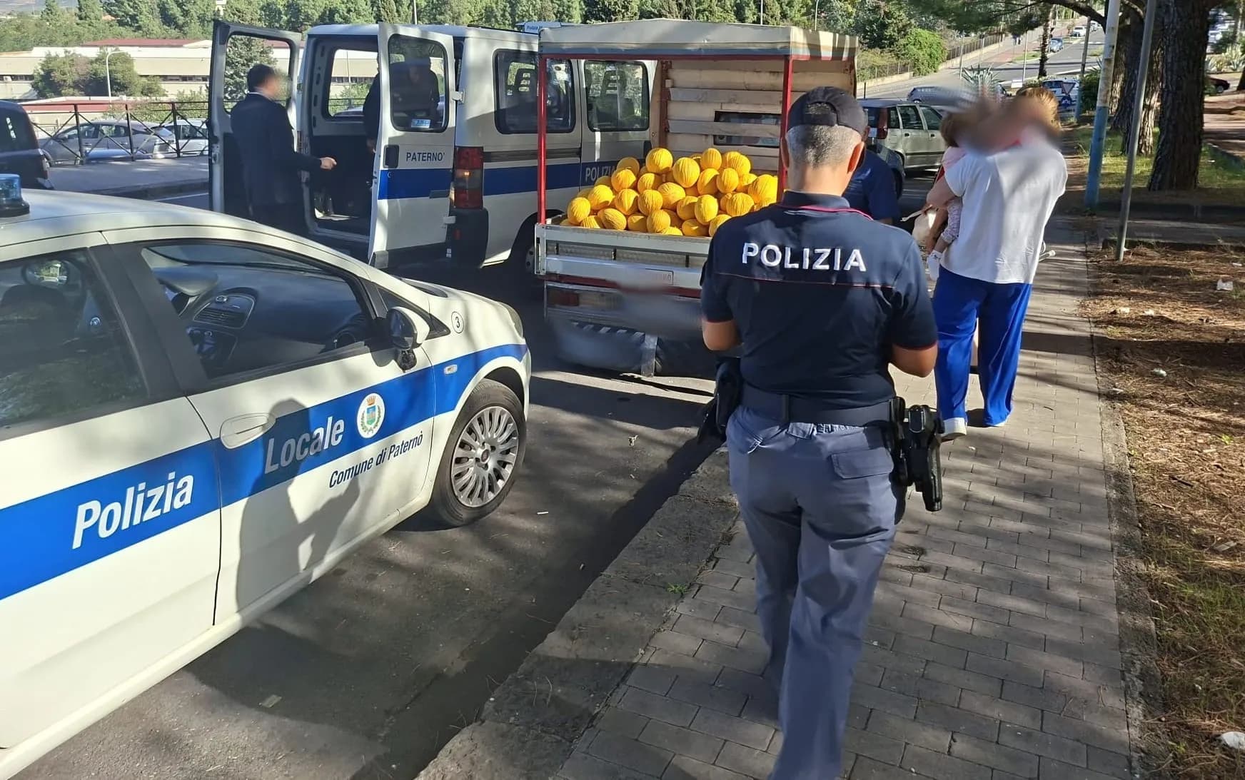 Prodotti non tracciati, sequestrati 532 chili di ortofrutta: multe per 13mila euro
