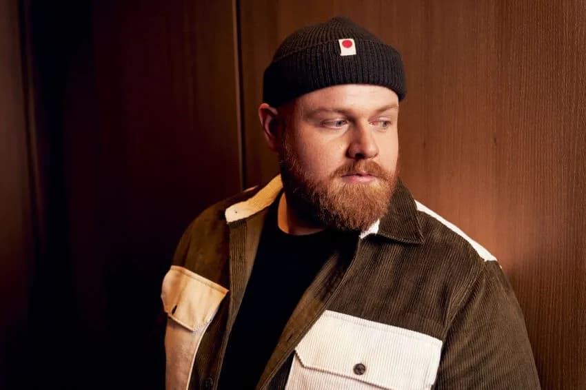 Head Underwater- Tom Walker