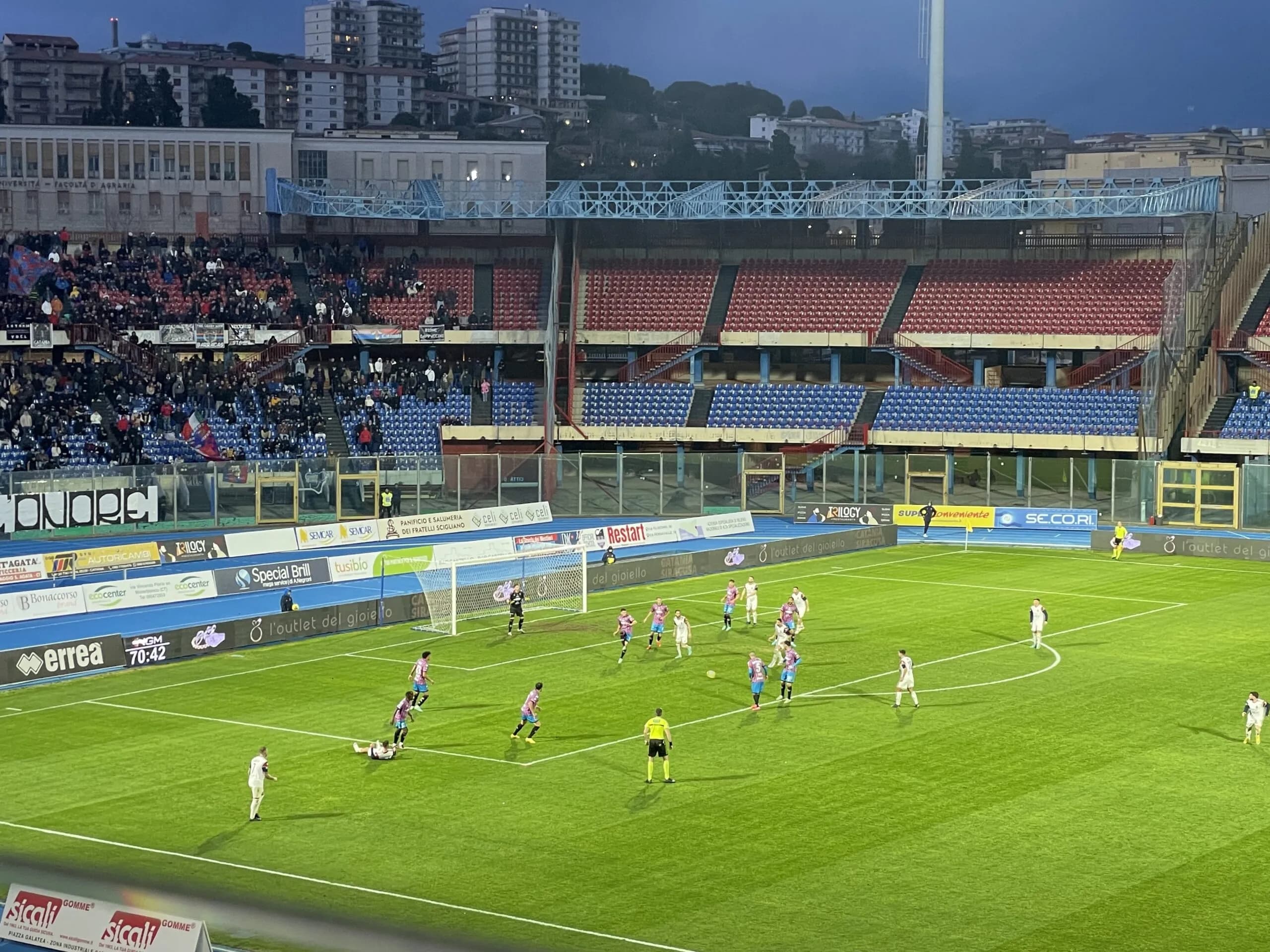 Catania sterile e impreciso, 0-0 contro la Casertana