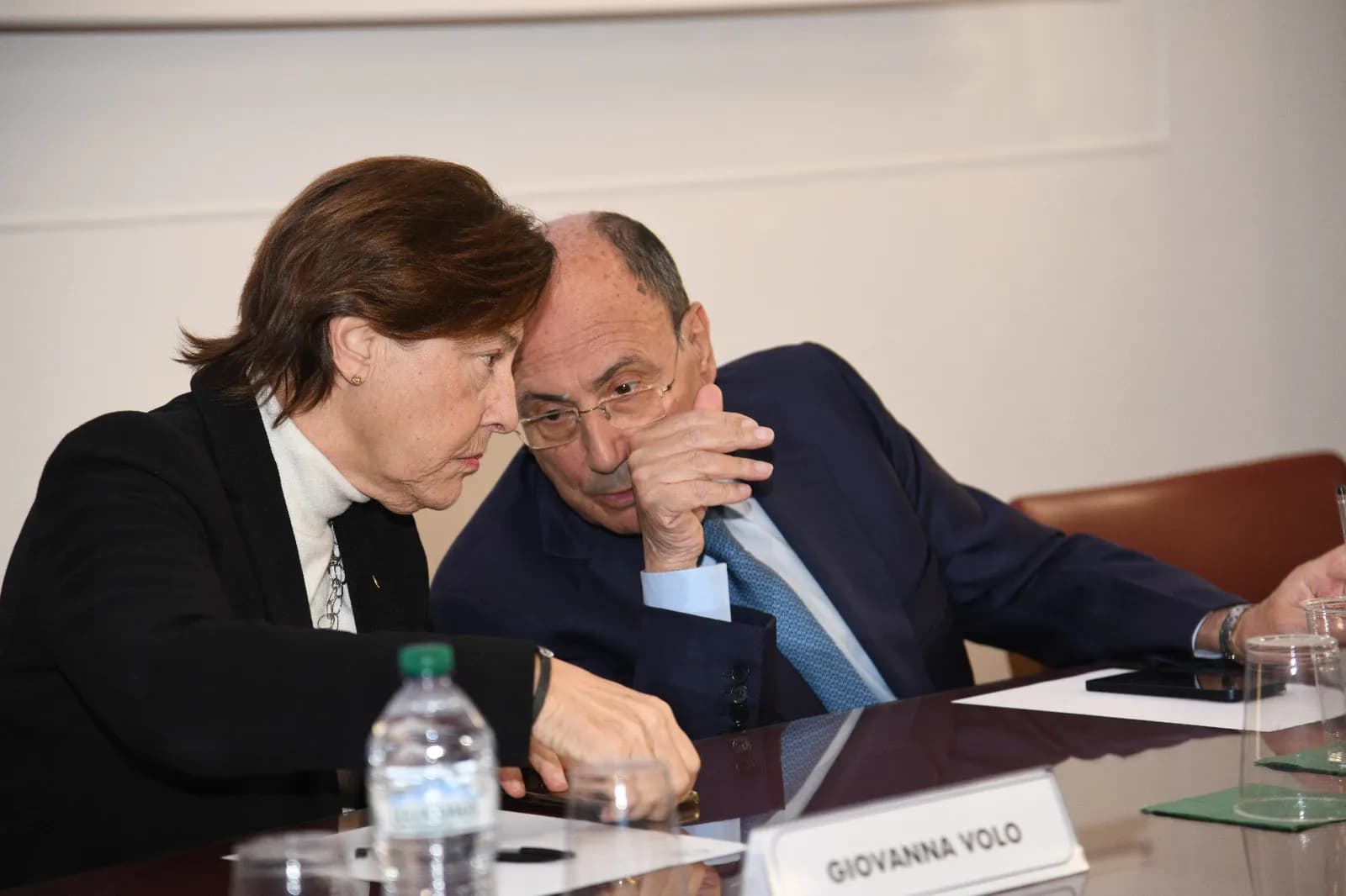 Messina, peculato e corruzione: 9 misure cautelari, indagata anche Volo