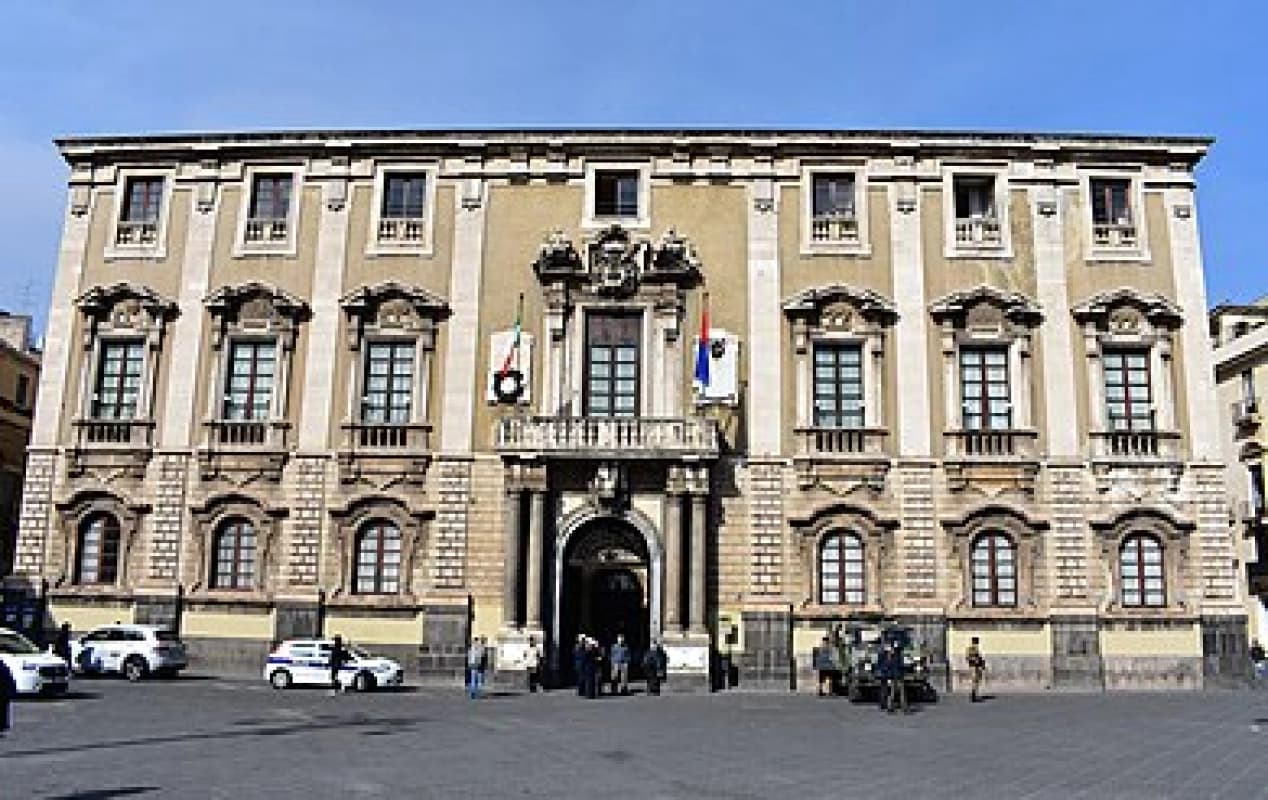 “Giornata internazionale per la Mastocitosi”: i palazzi storici si tingono di viola anche in Sicilia