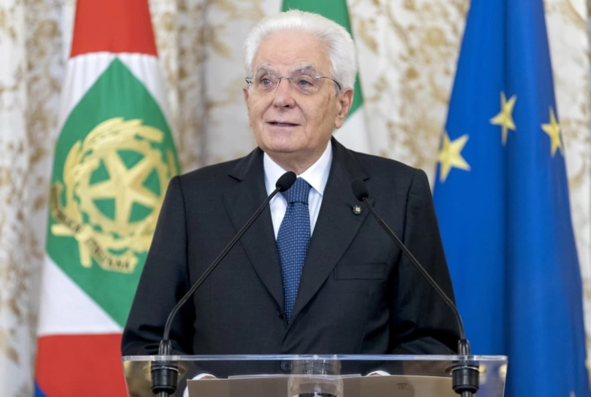 Giornata contro la violenza sulle donne, Mattarella: “Un’emergenza continua”