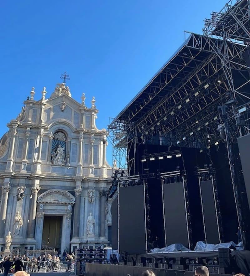 Capodanno, tutti gli eventi in Sicilia: a Catania tutto pronto per il Concerto in Musica di Mediaset