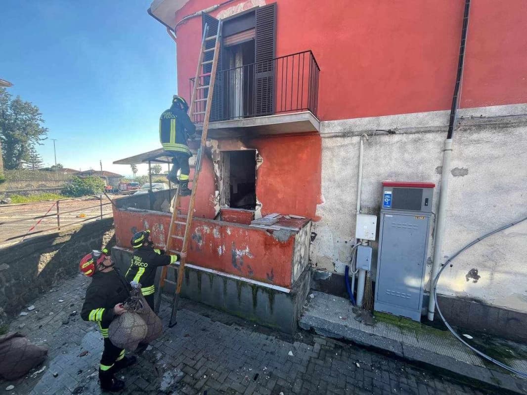 Esplosione a Catania, parte degli sfollati possono rientrare nelle proprie abitazioni