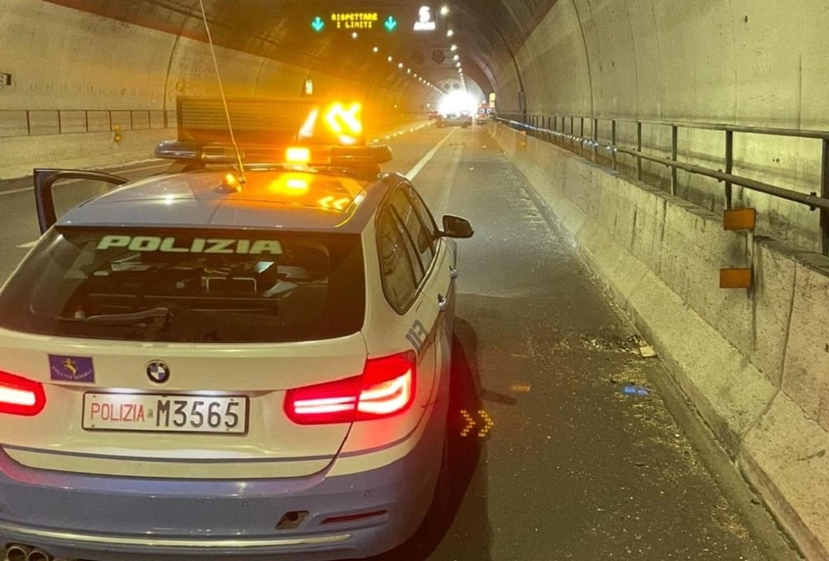 Tragedia sfiorata sulla Catania-Siracusa: agente travolto da un’auto