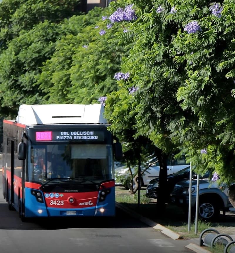 Catania, aggredito a calci e pugni autista dell’Amts