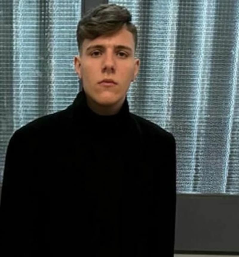 Precipita dal lucernaio del centro commerciale: la Procura apre un’inchiesta per la morte di Simone