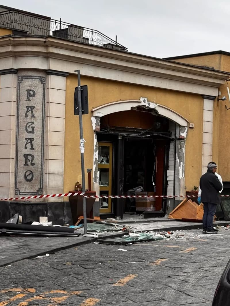 La spaccata ai danni della gioielleria di Agira: la cassaforte rinvenuta a Catania