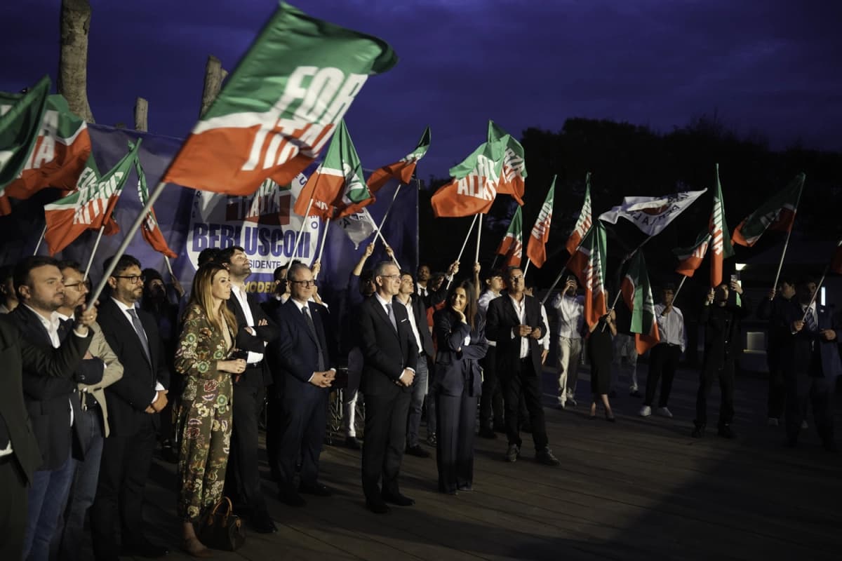 Elezioni provinciali, Forza Italia Catania è il primo partito a depositare la lista