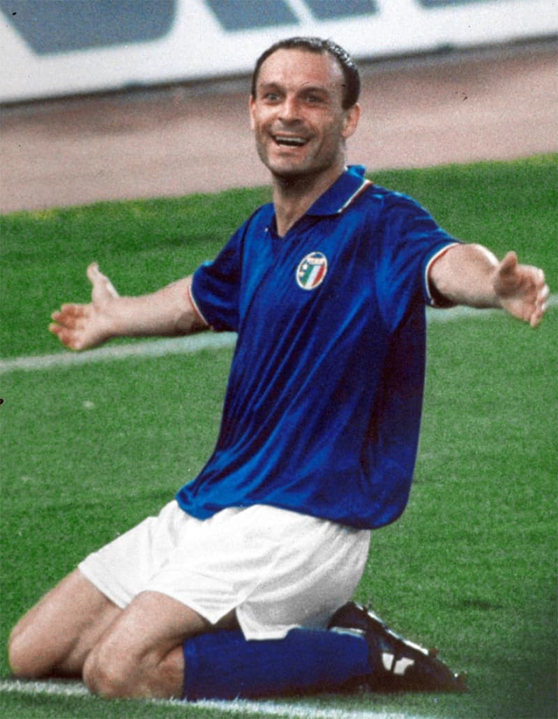 Intitolata a Totò Schillaci una sala dell’assessorato regionale allo Sport