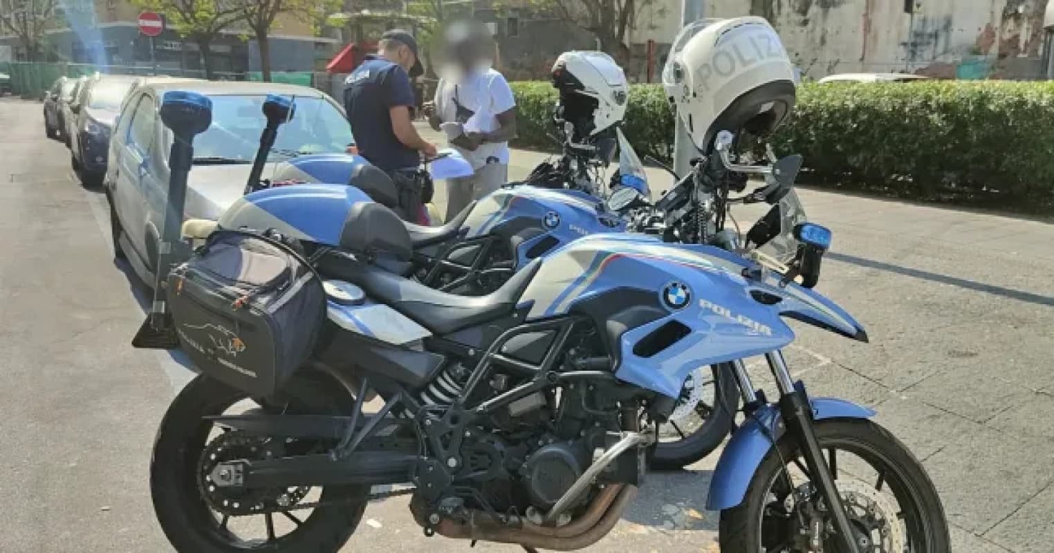 “Se non paghi ti taglio la gola”, posteggiatore minaccia agente a Catania