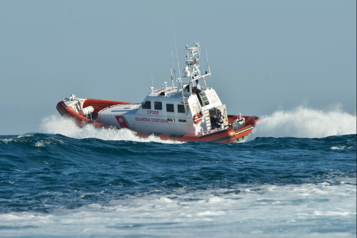 Velista disperso in mare, proseguono le ricerche nella costa ragusana