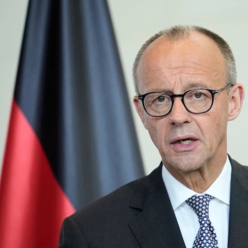 La Germania sospende parzialmente l’invio di armi ad Israele