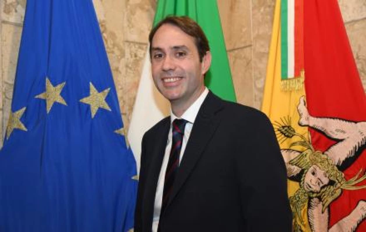 Sammartino ritorna assessore di Schifani: il giuramento all’Ars